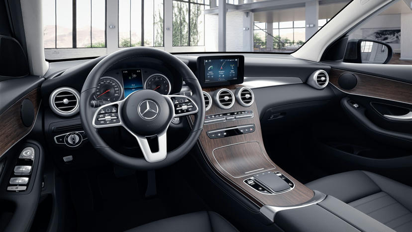 Openporig walnotenhout bruin