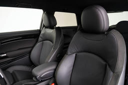 Middenarmsteun vóór