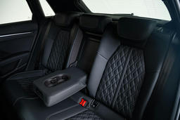 Achterbank, in 3 delen 40:20:40 neerklapbaar 