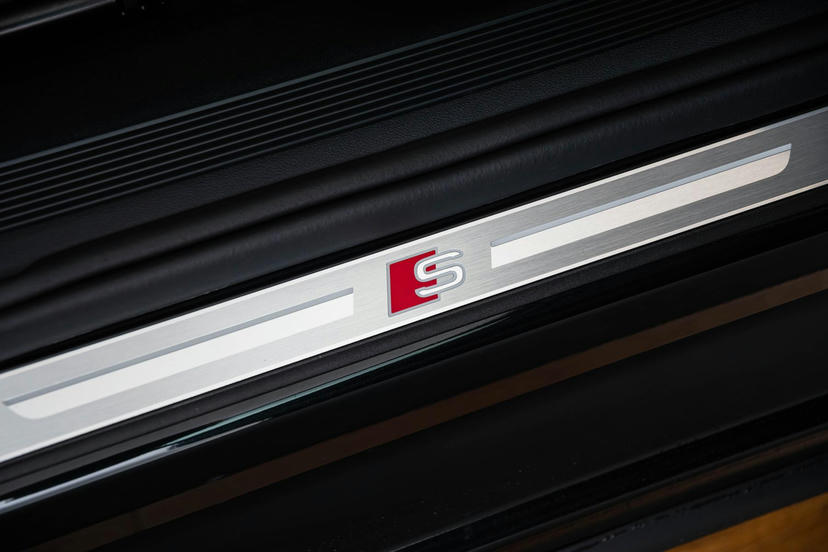 Instaplijsten vóór in aluminium, verlicht 